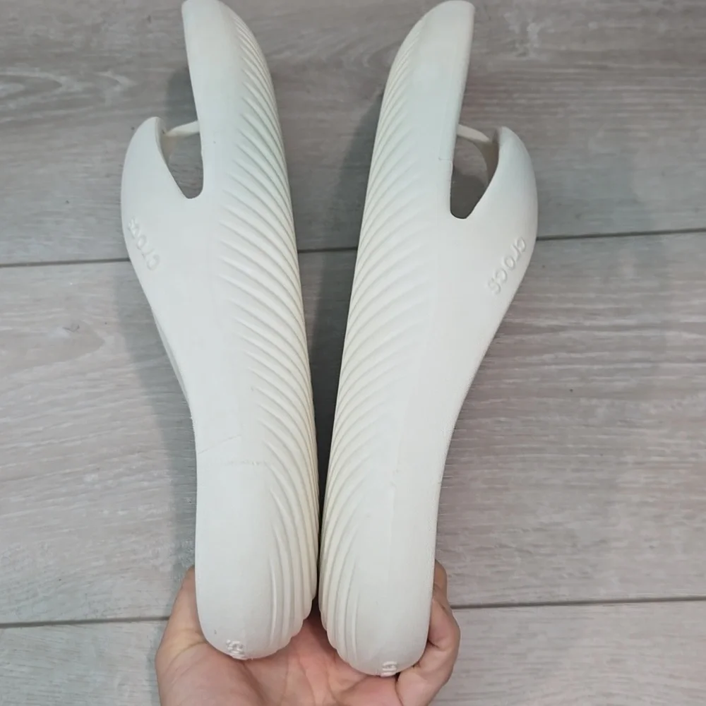 Crocs Mens Thong Rubber White Crocs Flip Flops Sandals Shoes Sz 11